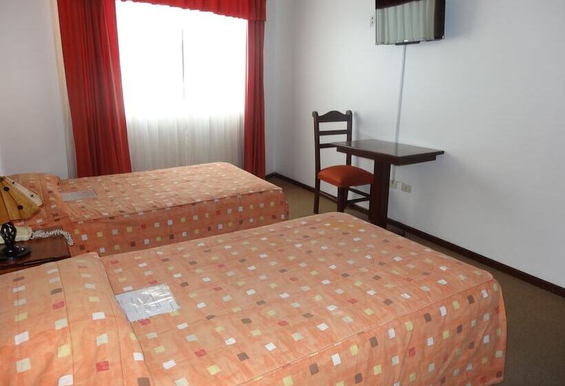 בית מלון כפרי Benavides