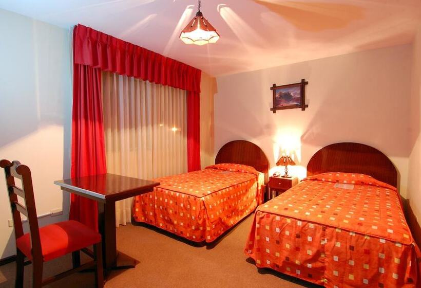 בית מלון כפרי Benavides