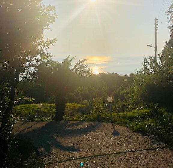 Отель Brentanos Apartments A View Of Paradise