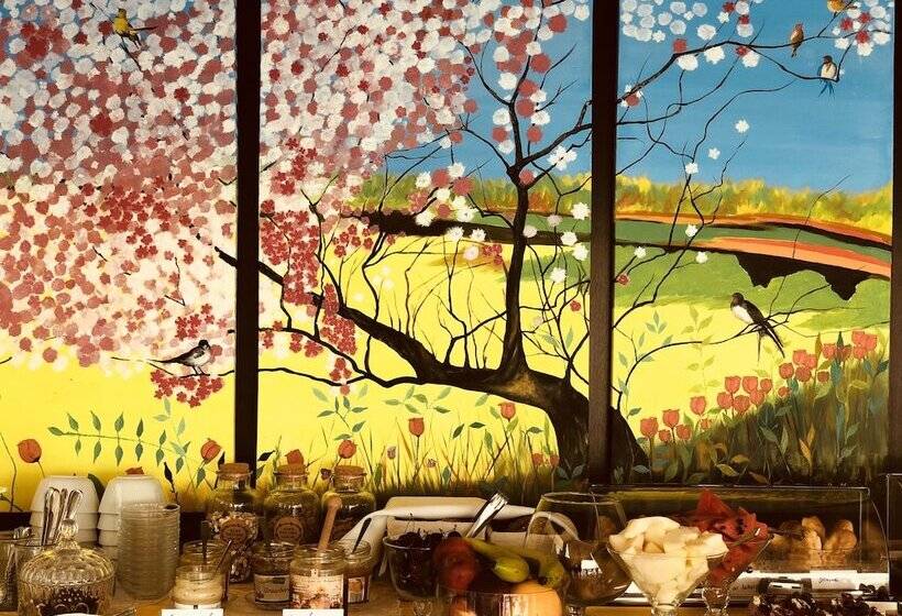 Отель Brentanos Apartments A View Of Paradise