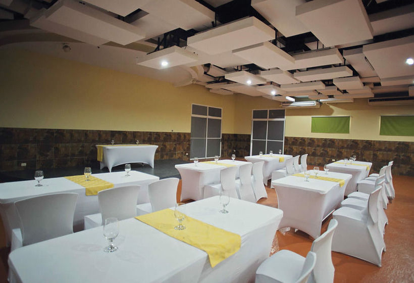 فندق Cana Brava Inn