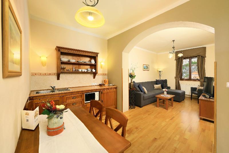 酒店 Castle View Apartments