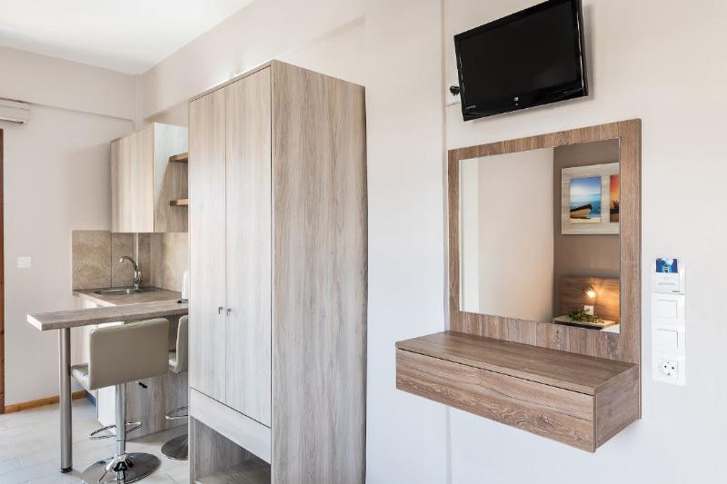 בית מלון כפרי Cathrin Suites