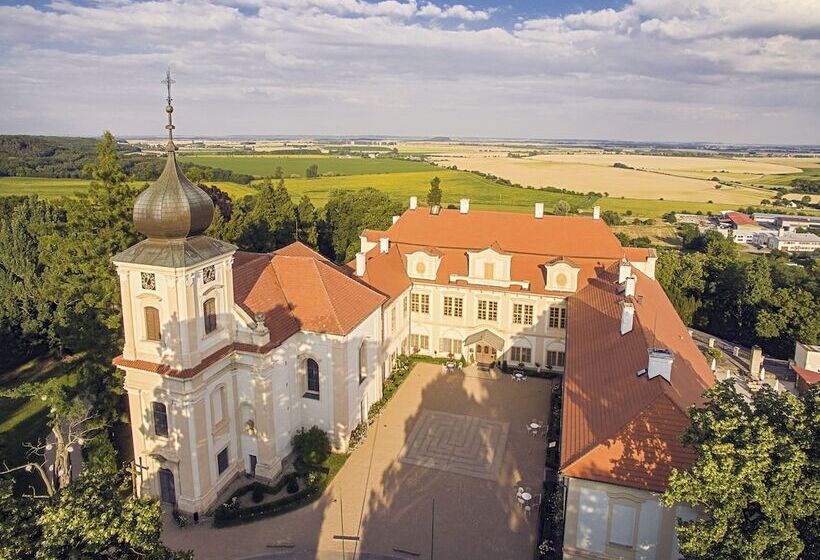 ホテル Chateau Loucen Garden Retreat