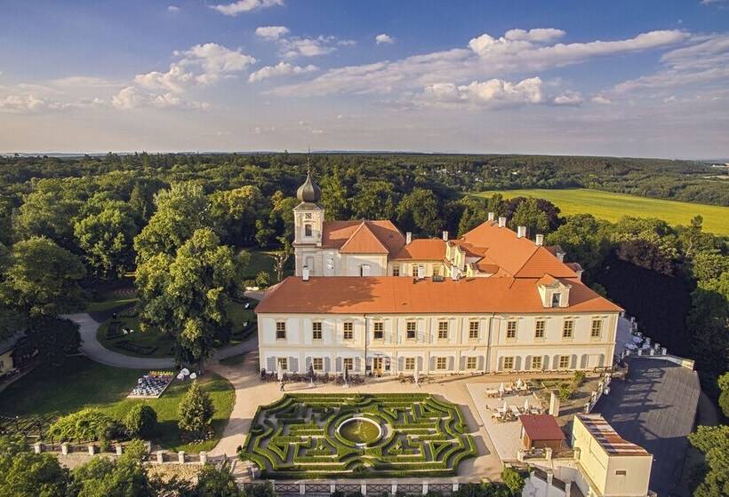 酒店 Chateau Loucen Garden Retreat