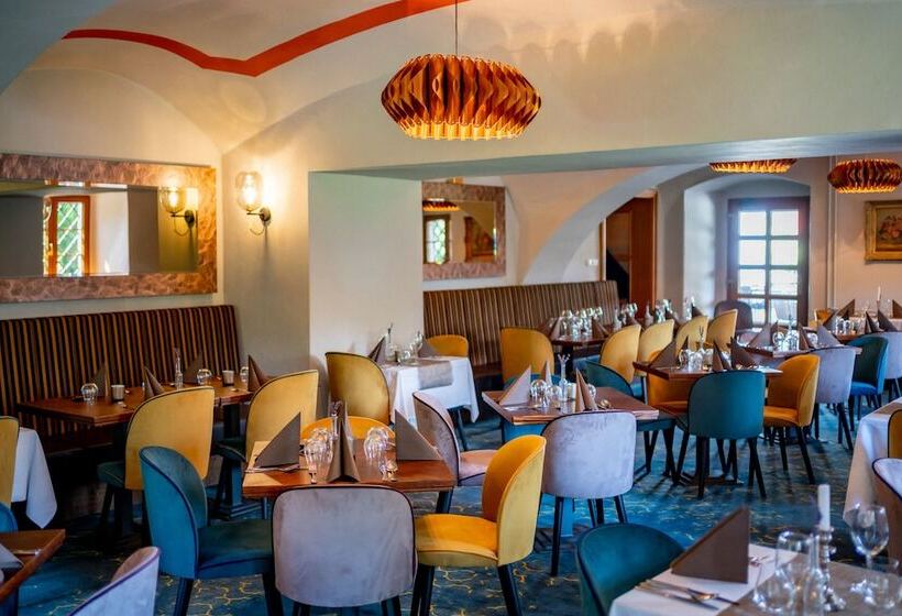 酒店 Chateau Loucen Garden Retreat