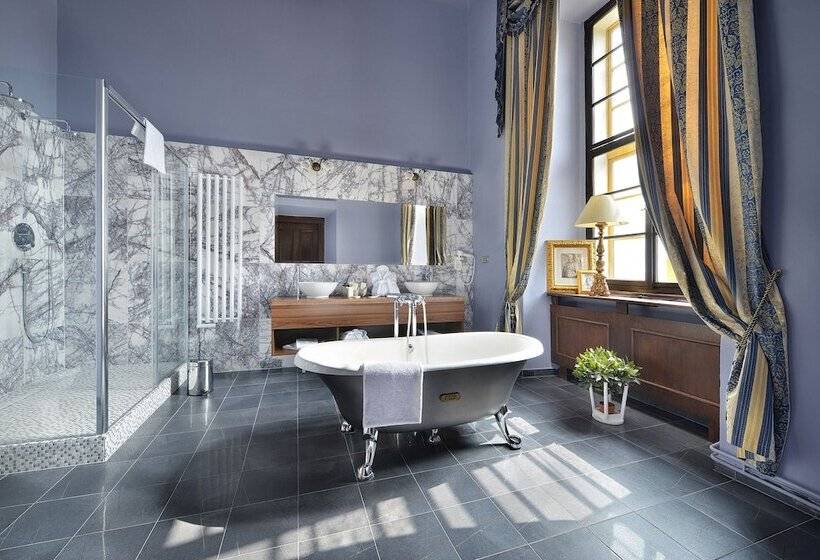 酒店 Chateau Loucen Garden Retreat