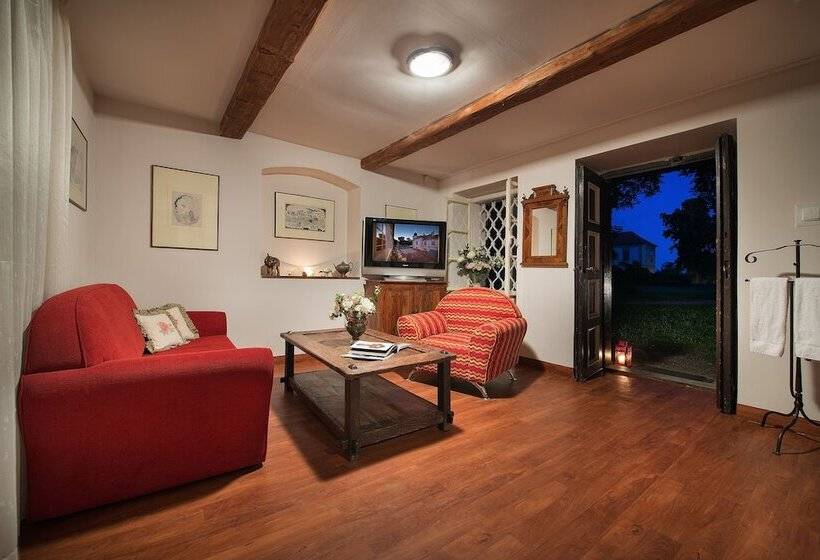 ホテル Chateau Loucen Garden Retreat