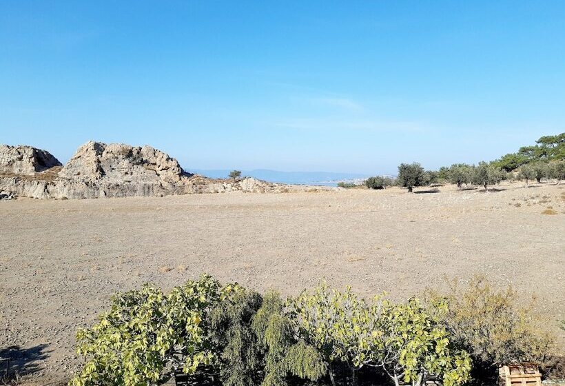 Отель Defkalion