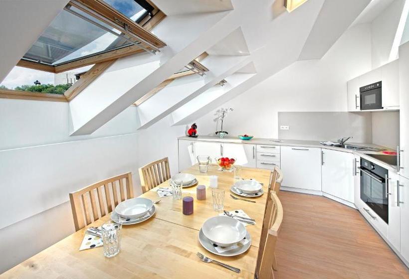 Fotos del hotel Downtown Suites Chlumova:  6