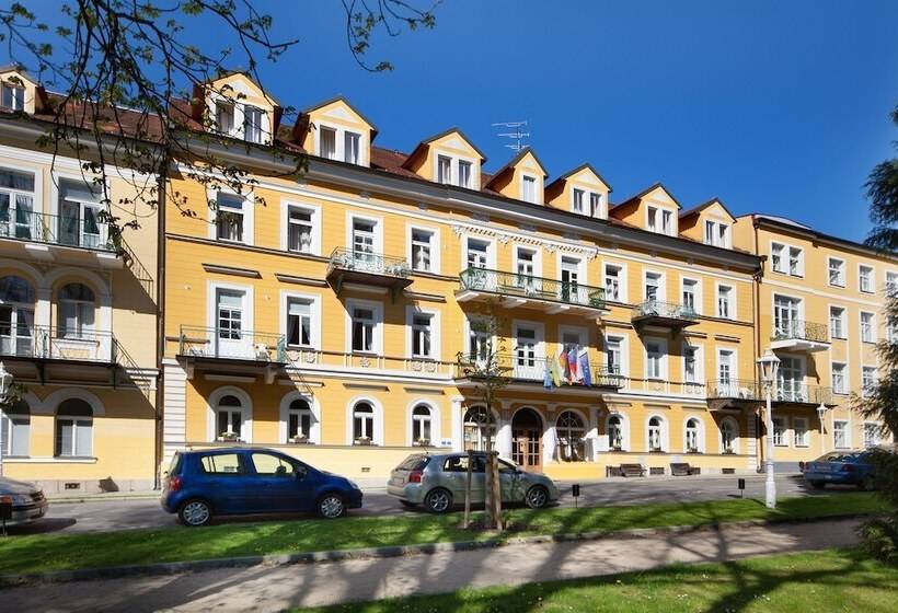 בית מלון כפרי Dr. Adler Spa & Kur