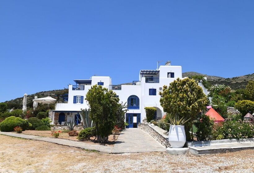 فندق Dryades Family