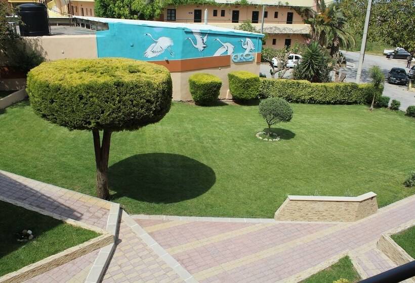 ホテル Eko Suites