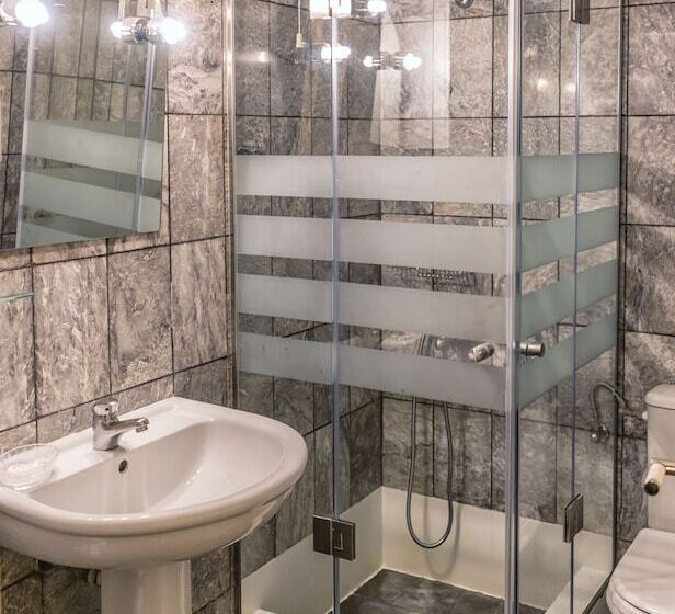 ホテル Eko Suites