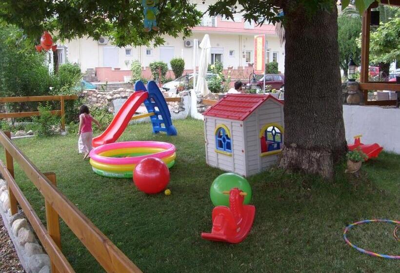 בית מלון כפרי Estelle