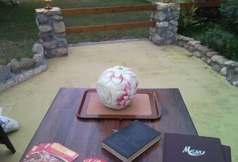 בית מלון כפרי Estelle