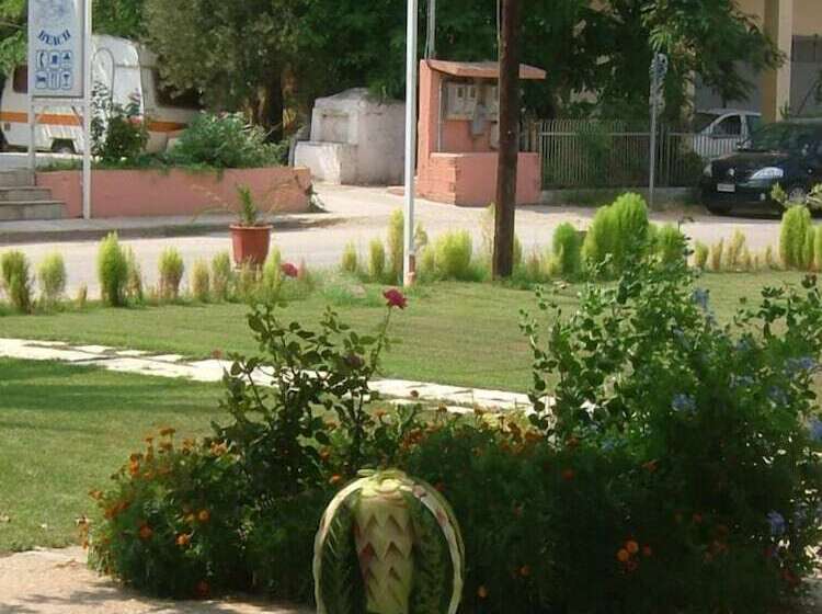 בית מלון כפרי Estelle