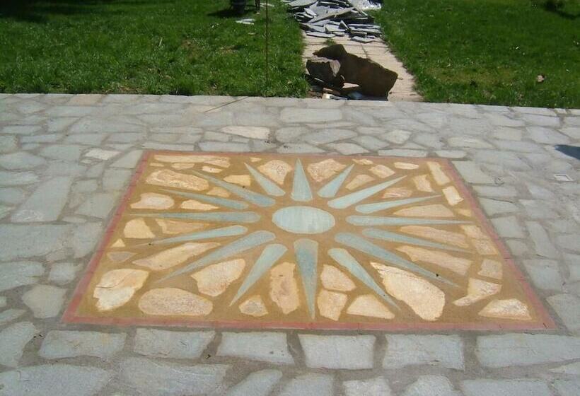 בית מלון כפרי Estelle