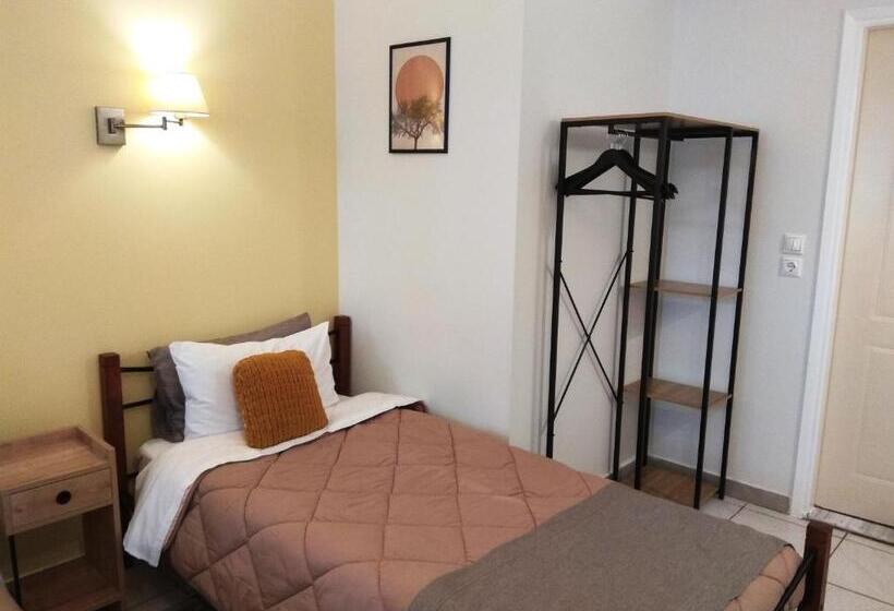 ホテル Filyra Pension