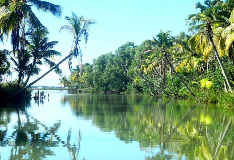 Отель Havelia Island Resort