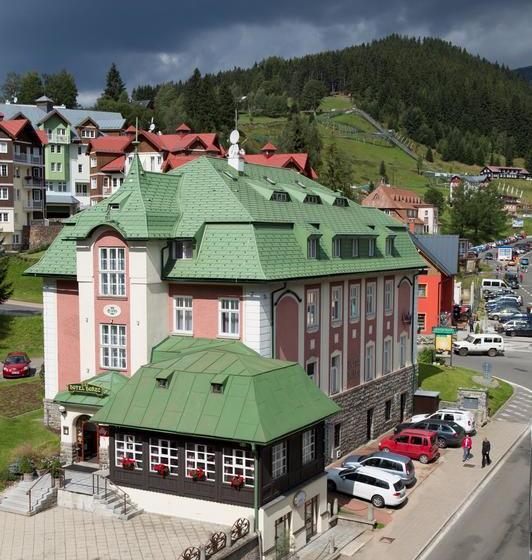 בית מלון כפרי Hořec