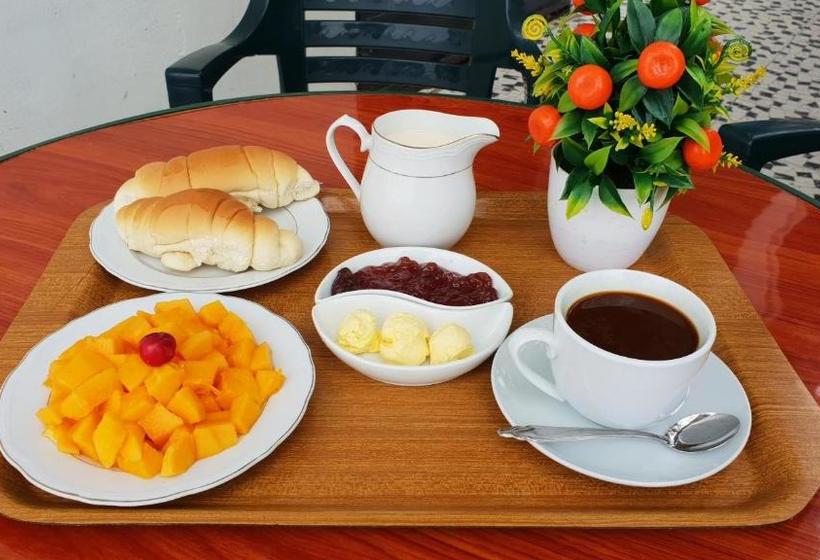 هتل Hostal Maravilla Amazonica