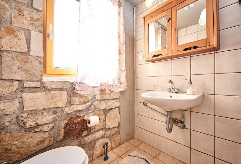 호텔 Hostel Elisson