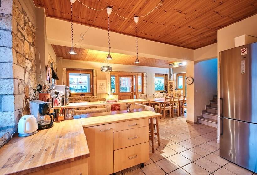 호텔 Hostel Elisson