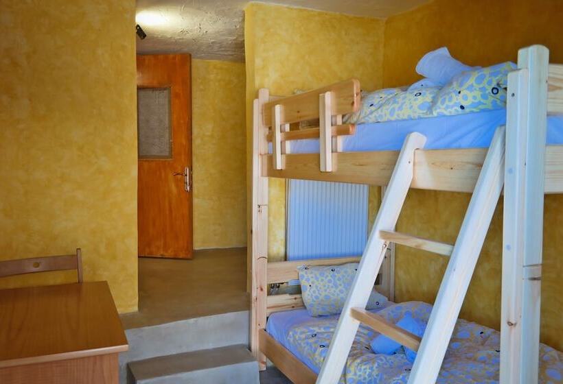 호텔 Hostel Elisson