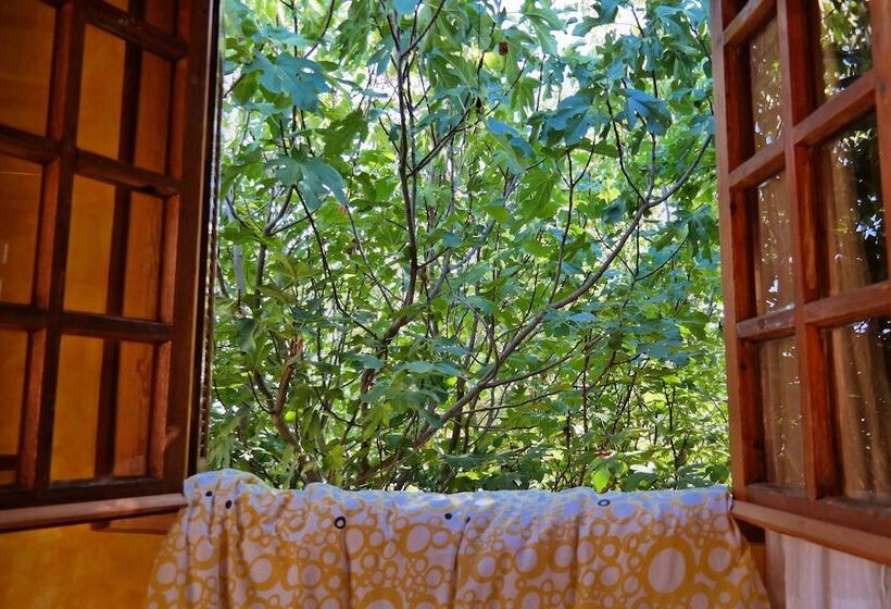 호텔 Hostel Elisson