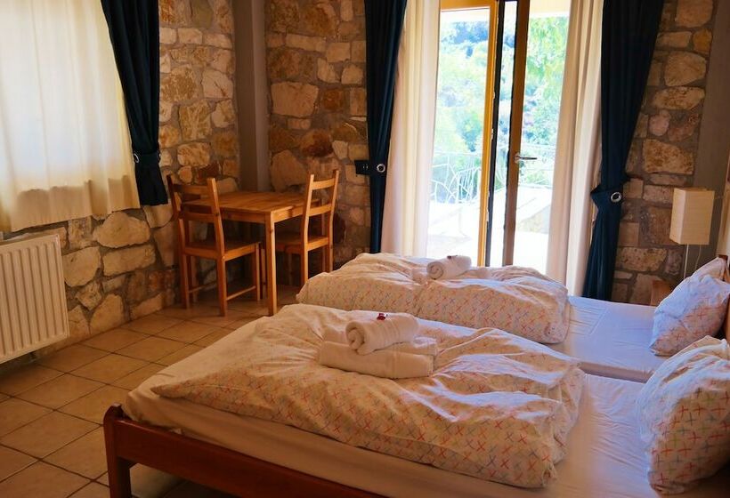 호텔 Hostel Elisson