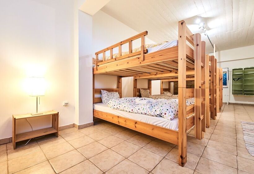 호텔 Hostel Elisson