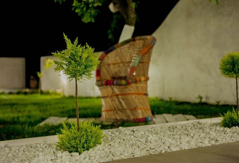 فندق Ideal Boutique