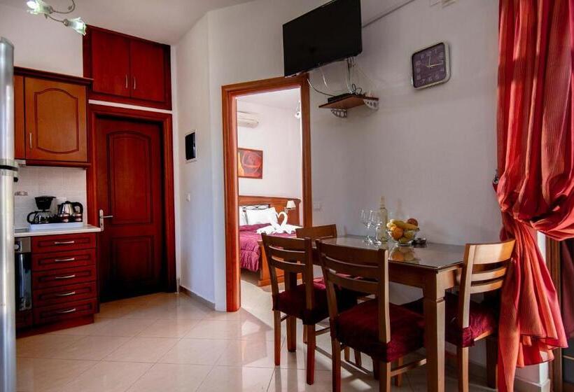 Отель Kalloni Village Apartments