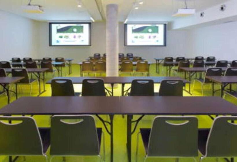 هتل Konference Park