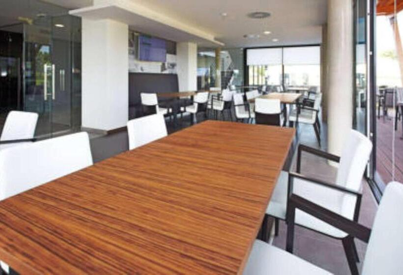 ホテル Konference Park