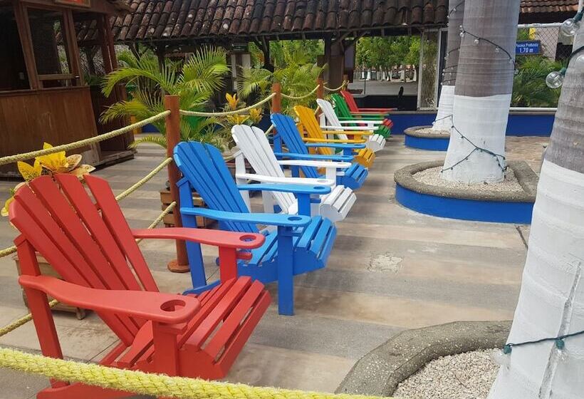 La Boya Hotel Y Parque Acuático