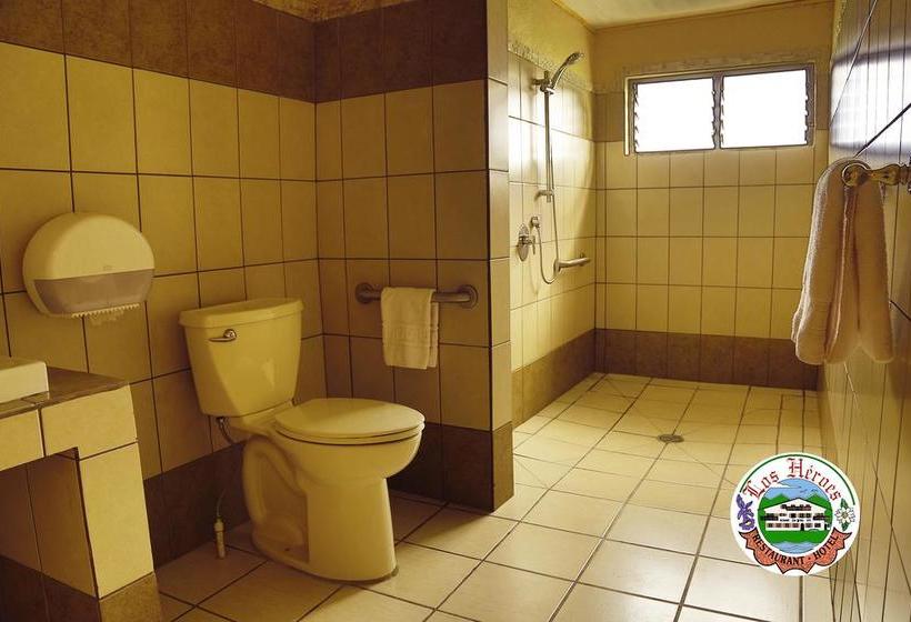 Отель Los Héroes