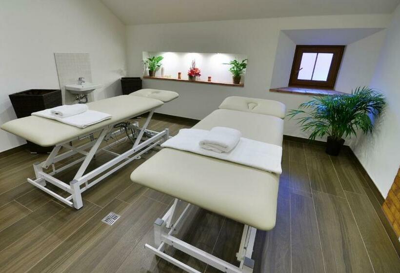 فندق Malý Pivovar