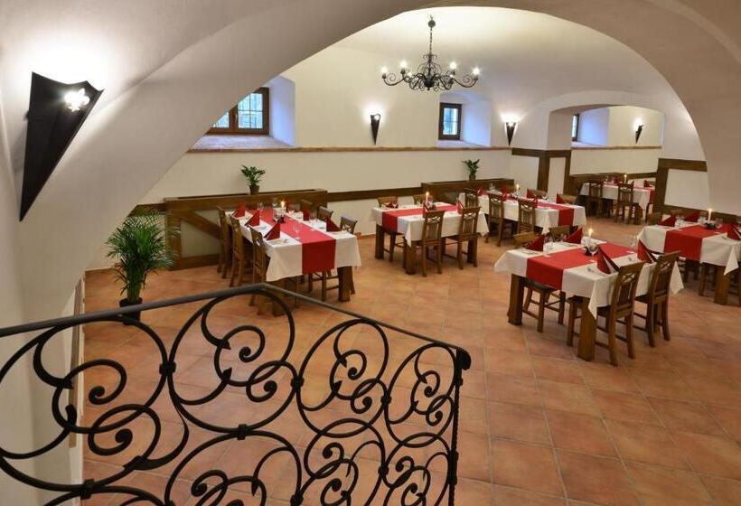 فندق Malý Pivovar