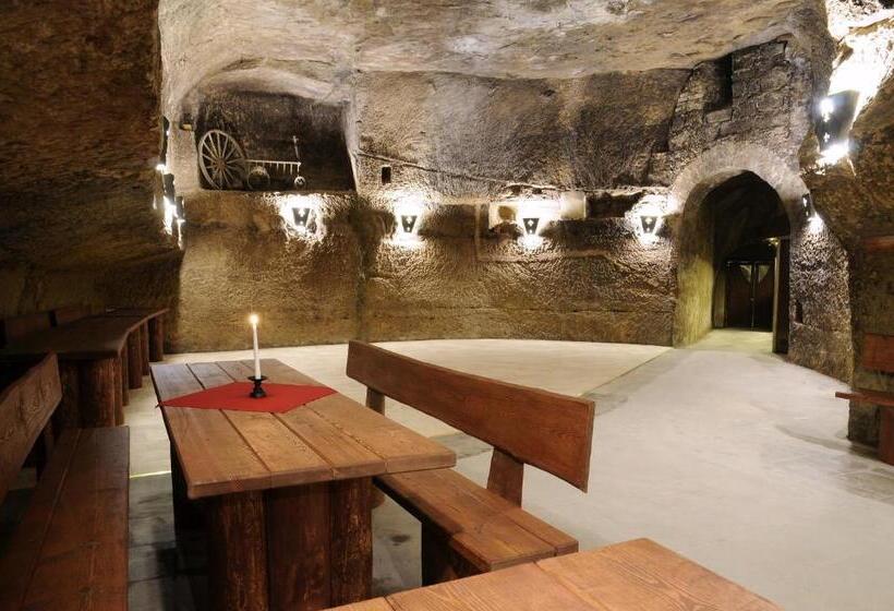 فندق Malý Pivovar