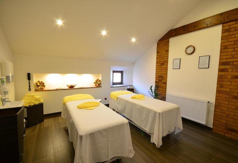 فندق Malý Pivovar