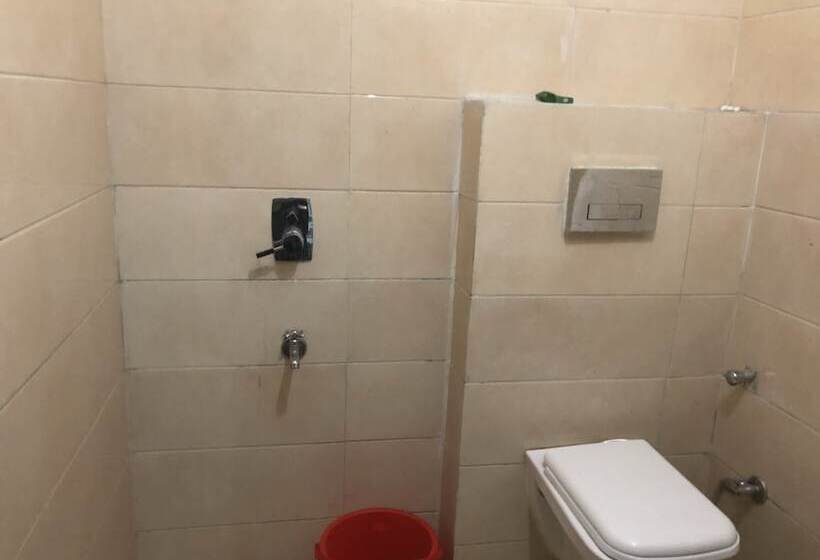 בית מלון כפרי Mangalam Palace   Lucknow Airport