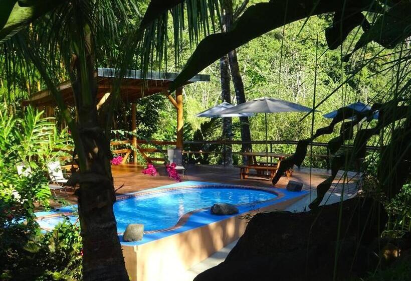 בית מלון כפרי Manoas