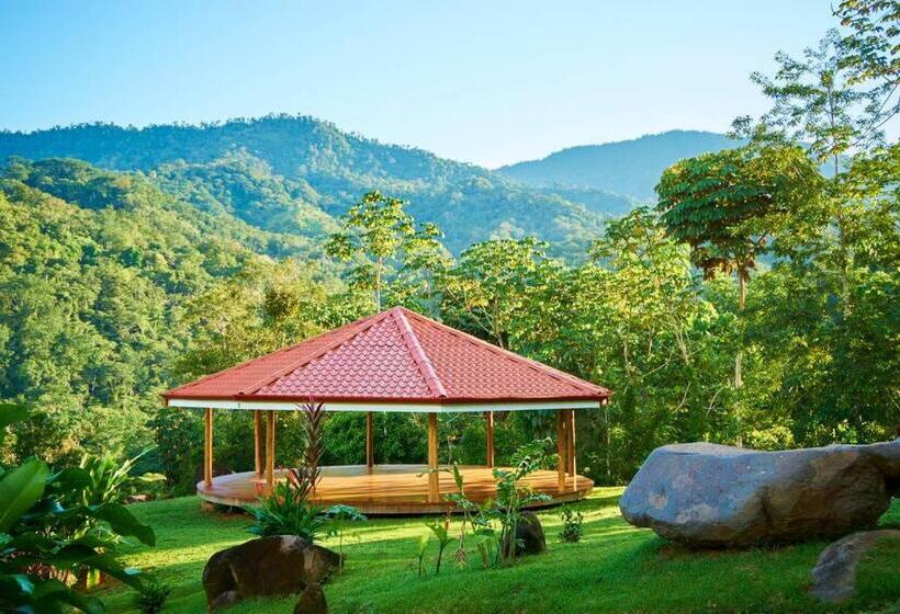 בית מלון כפרי Manoas