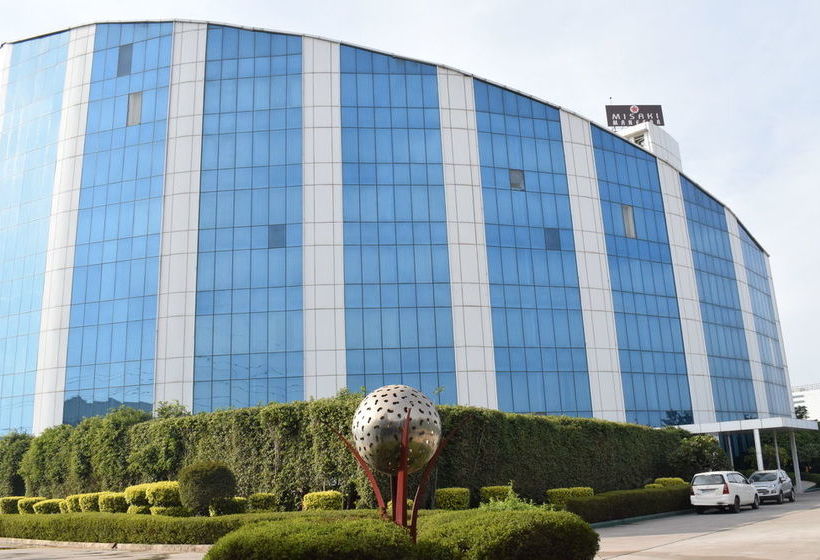 هتل Misaki Manesar