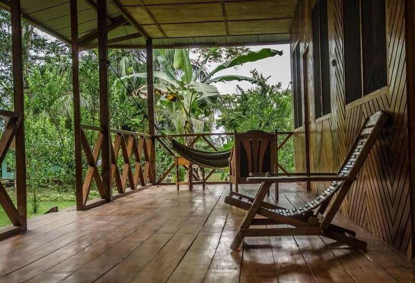 هتل Monte Amazonico Lodge