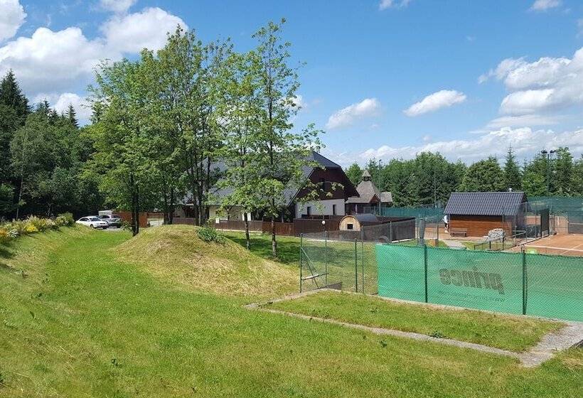 Szálloda Na Dolině