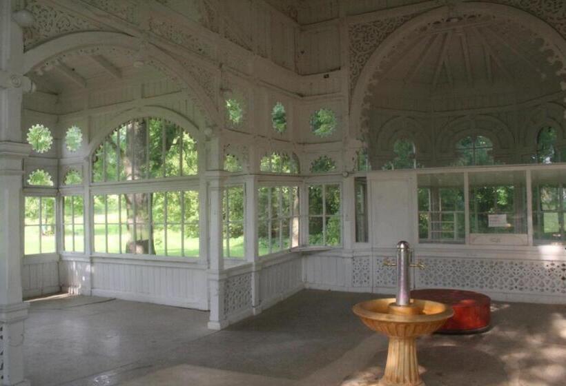 ホテル Na Vodách