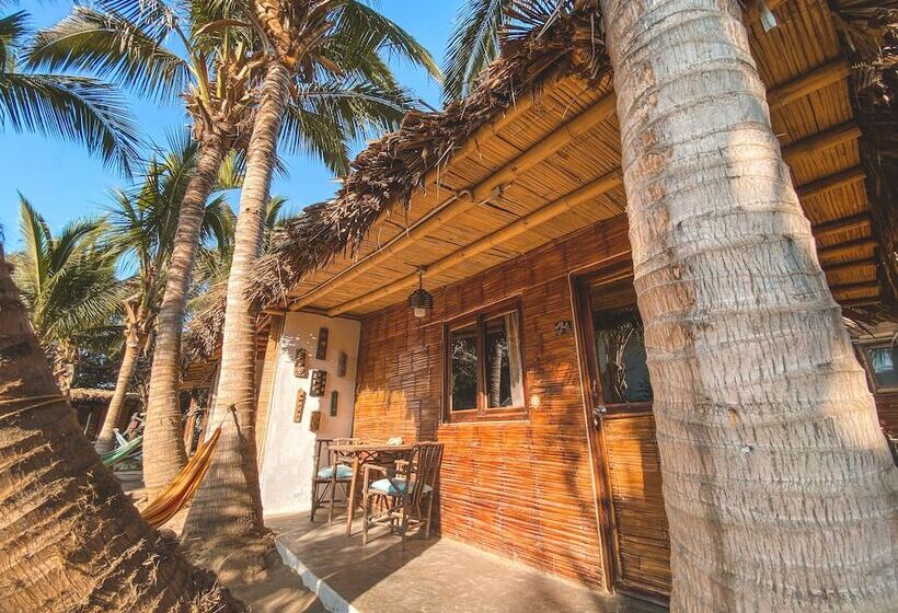 ホテル Naif Rustic & Ecologic Lodge